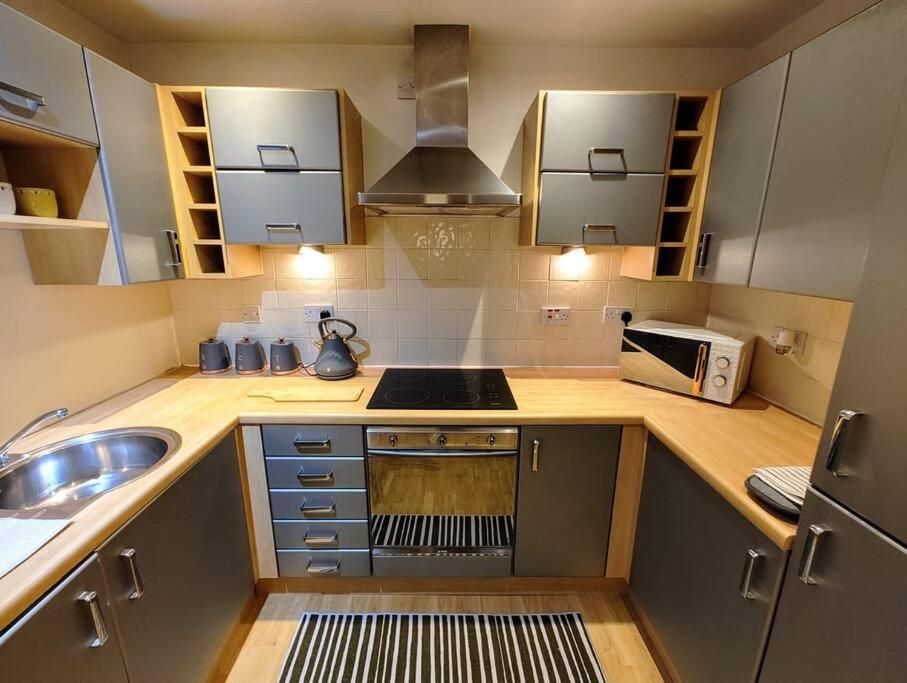 Cosy Central Modern Apartment 南特威奇 外观 照片