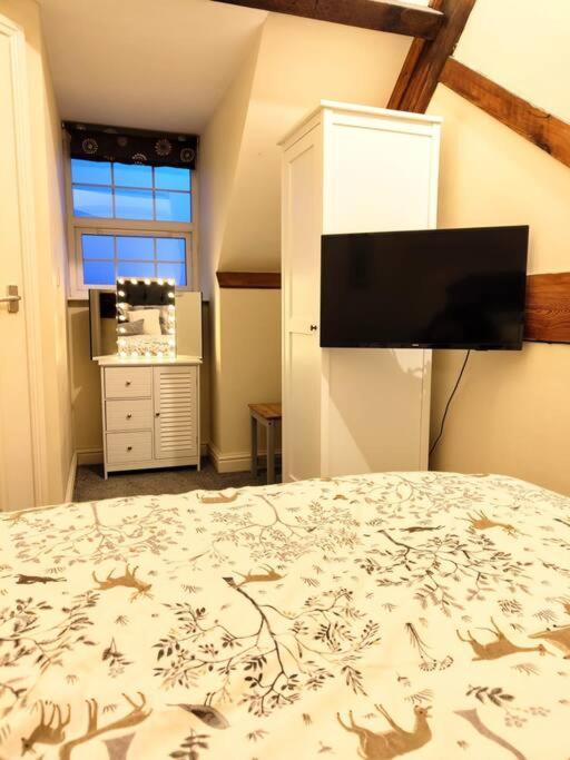 Cosy Central Modern Apartment 南特威奇 外观 照片
