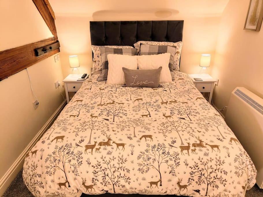 Cosy Central Modern Apartment 南特威奇 外观 照片